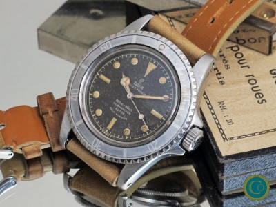 Tudor Submariner 7928  with a tropical brown gilt Chapter ring dial  and pointed crown guards 