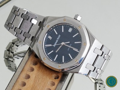 Audemars Piguet Royal Oak 14790ST MKII  with rare dark blue dial 