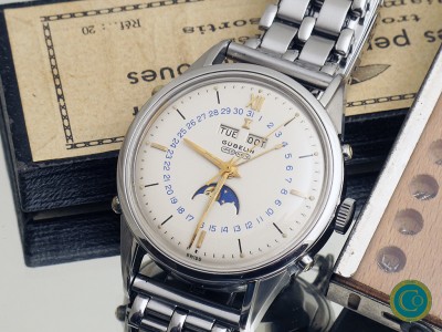 Rare steel  Gübelin Ipsomatic Triple Calendar moonphase 