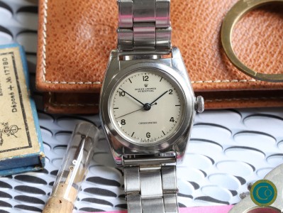 Rolex Bubbleback ref.2940 with beautiful Bauhaus style dial