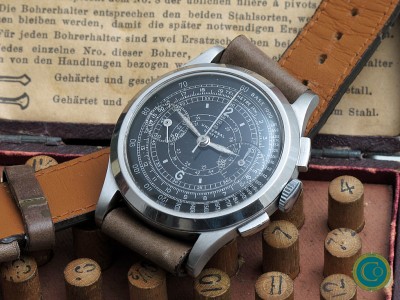 Rare black dial Universal Geneve Compur chronograph from the 30's