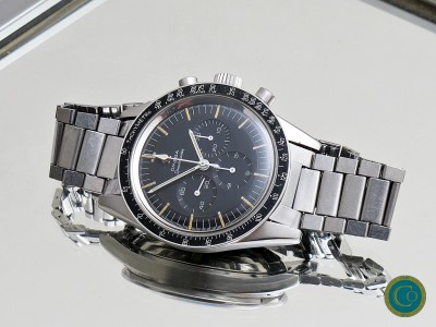 Omega Speedmaster 105003-65 Ed white deliver to the N.A.A.F.I. Navy,Army and Air force Institutes 